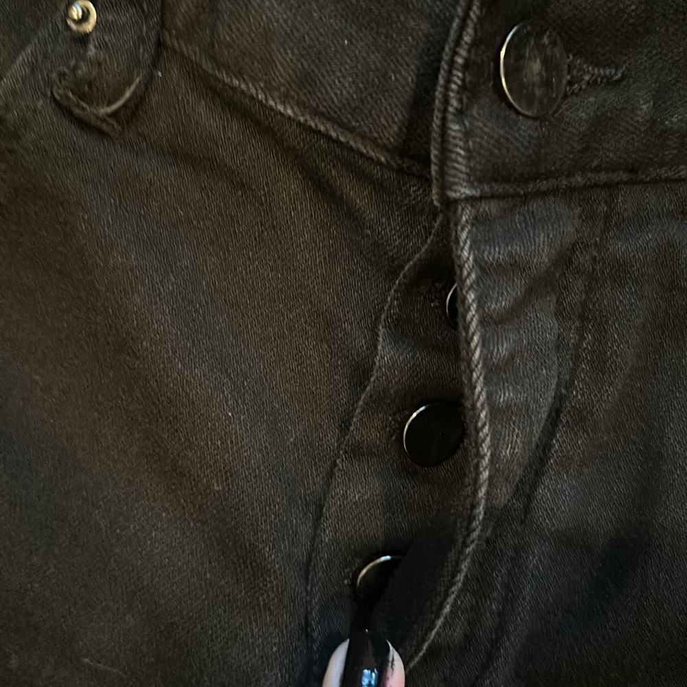 NWOT 31 x 33 black jeans with holes in the knees by mnml - Picture 5 of 6